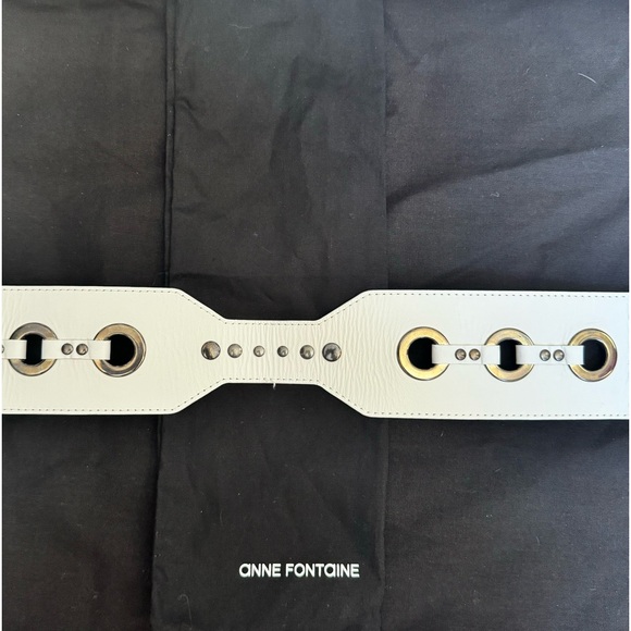 Anne Fontaine Statement Belt - Picture 3 of 14